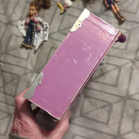 Vintage MGM Bratz Envogue Fashion Organizer Carry Case purple 2 mini dolls - Picture 6 of 13
